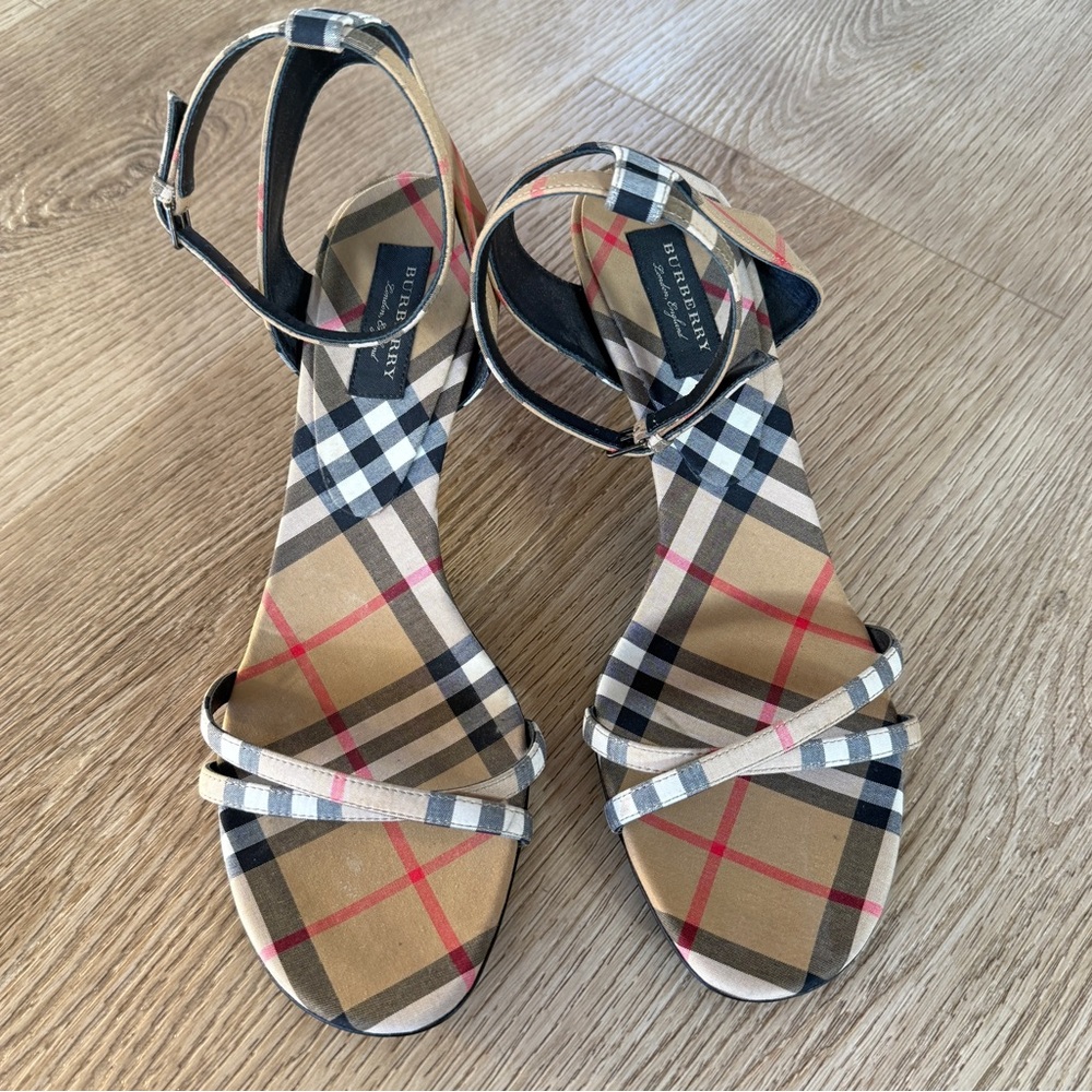 Burberry Runway Hansel Checkered Kitten Heel Ankle Strap Sandal 40 - Picture 2 of 8